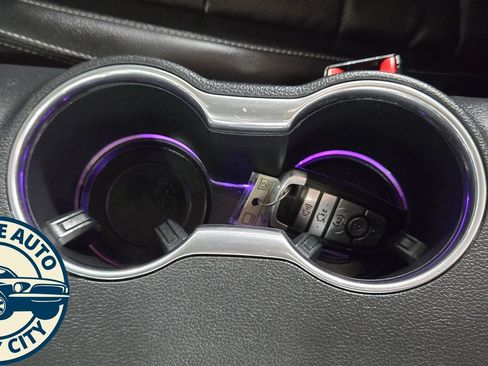 Used 2022 Ford Mustang Premium RWD image 18