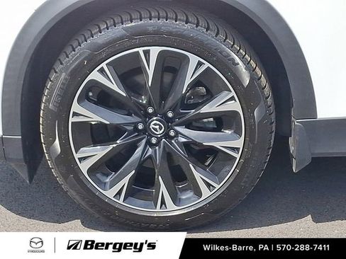 Certified 2024 MAZDA CX-90 Plug-In Hybrid w/ Premium Pkg AWD/4WD image 10