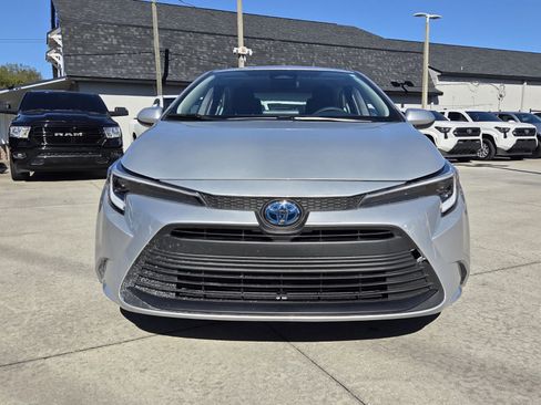 Certified 2024 Toyota Corolla LE image 2