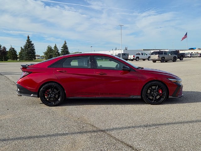 Used 2025 Hyundai Elantra N FWD image 4