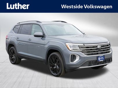Certified 2025 Volkswagen Atlas SE w/ Panoramic Sunroof Package