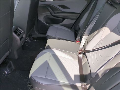 New 2026 Volkswagen Tiguan SE AWD/4WD image 16