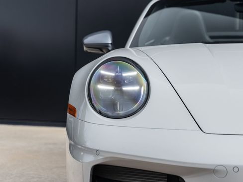 New 2026 Porsche 911 Carrera T image 23