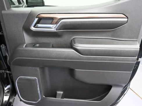 Used 2023 Chevrolet Silverado 1500 LT AWD/4WD image 31