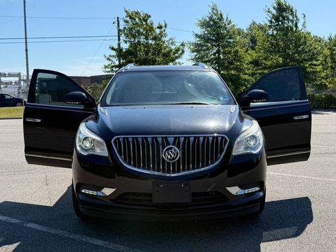 Used 2017 Buick Enclave Convenience FWD image 4