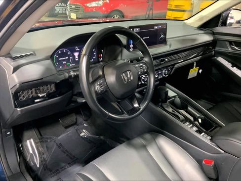 Used 2024 Honda Accord EX-L image 18