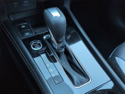 Used 2024 Nissan Kicks SR w/ SR Premium Package image 11