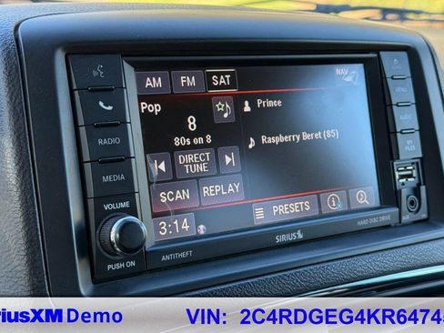 Used 2019 Dodge Grand Caravan GT image 31