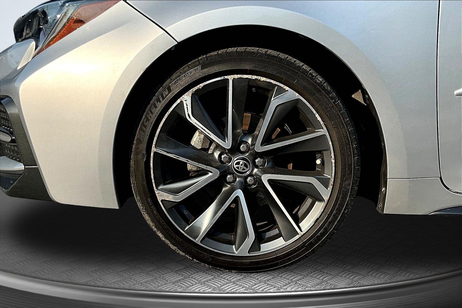 Used 2021 Toyota Corolla SE w/ SE Premium Package FWD image 30