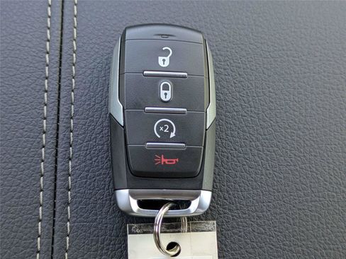 New 2026 RAM 1500 Big Horn AWD/4WD image 29