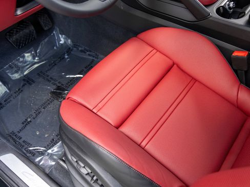 New 2026 Porsche Cayenne Coupe AWD/4WD image 34