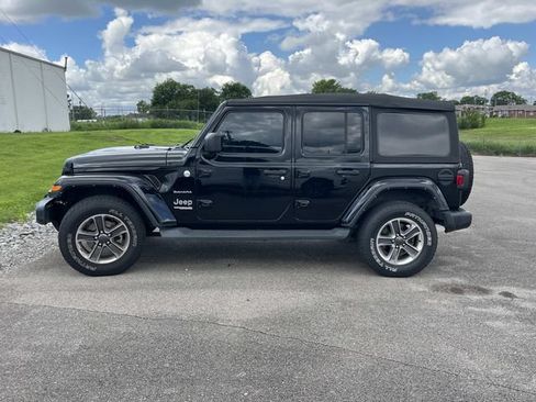 Used 2021 Jeep Wrangler Unlimited Sahara AWD/4WD image 6