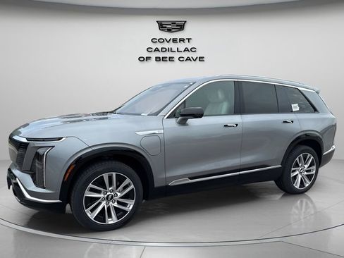 New 2026 Cadillac Vistiq Luxury w/ LPO, Floor Liner Package image 8