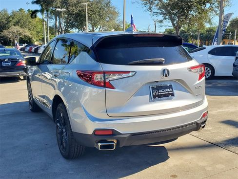 Used 2025 Acura RDX SH-AWD image 5
