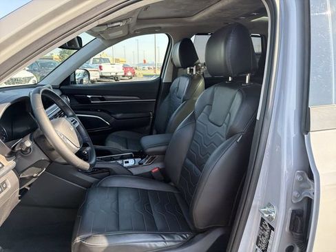 Used 2022 Kia Telluride SX w/ SX Prestige Package AWD/4WD image 20