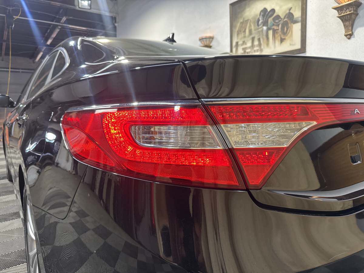 Used 2014 Hyundai Azera FWD image 5