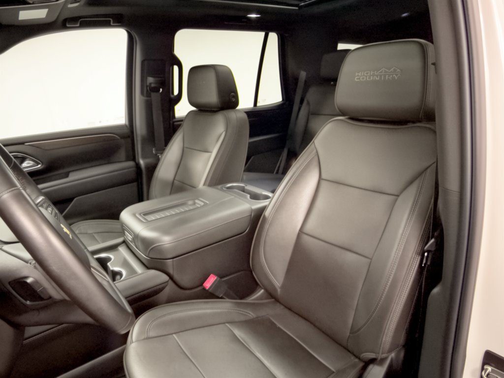 Used 2023 Chevrolet Tahoe High Country AWD/4WD image 5