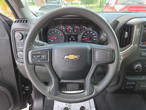 Used 2023 Chevrolet Silverado 2500 Custom w/ Custom Convenience Package AWD/4WD image 31