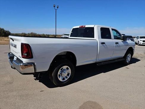 New 2026 RAM 2500 Tradesman AWD/4WD image 37