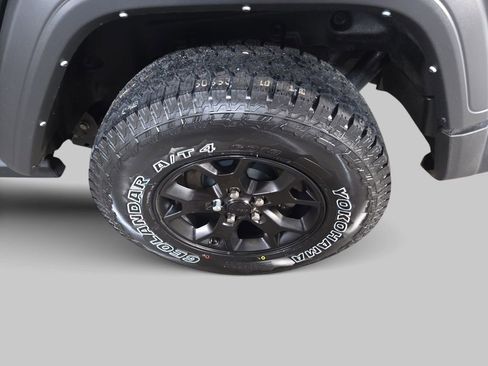 Used 2022 Jeep Wrangler Unlimited Sport AWD/4WD image 32