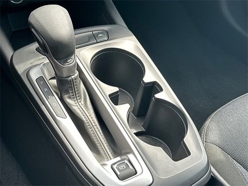 Used 2025 Chevrolet Trax LS w/ LS Convenience Package image 22