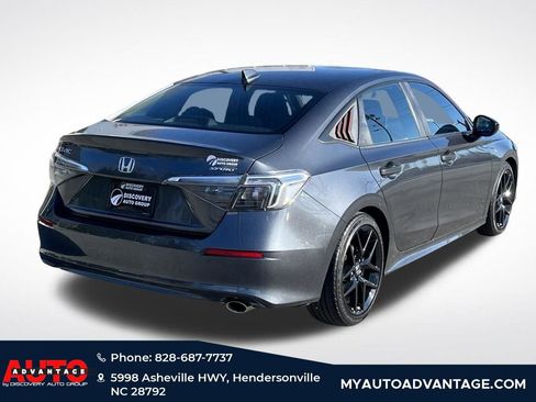 Used 2022 Honda Civic Sport image 3