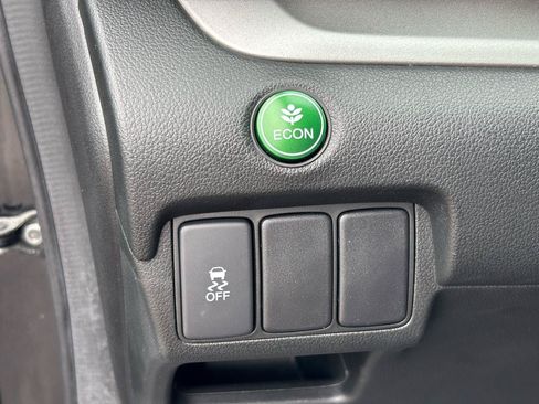 Used 2013 Honda CR-V LX image 18