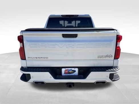 Used 2022 Chevrolet Silverado 1500 High Country w/ High Country Premium Package image 4