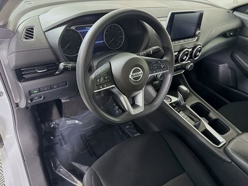 Certified 2023 Nissan Sentra SV FWD image 17