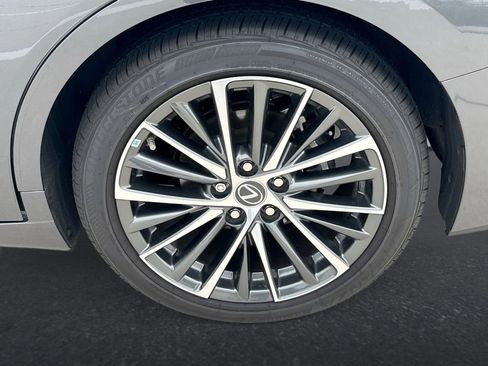 Used 2025 Lexus ES 350 w/ Premium Package FWD image 31