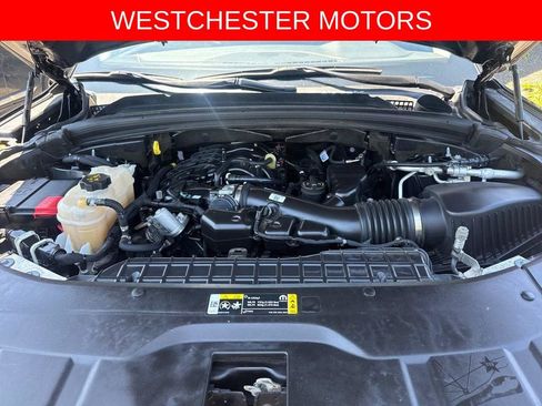 Used 2023 Jeep Grand Cherokee Limited w/ Luxury Tech Group II AWD/4WD image 12