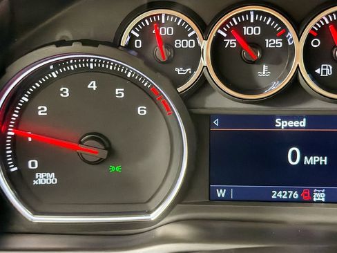 Used 2021 Chevrolet Silverado 1500 LT Trail Boss w/ Convenience Package II AWD/4WD image 13