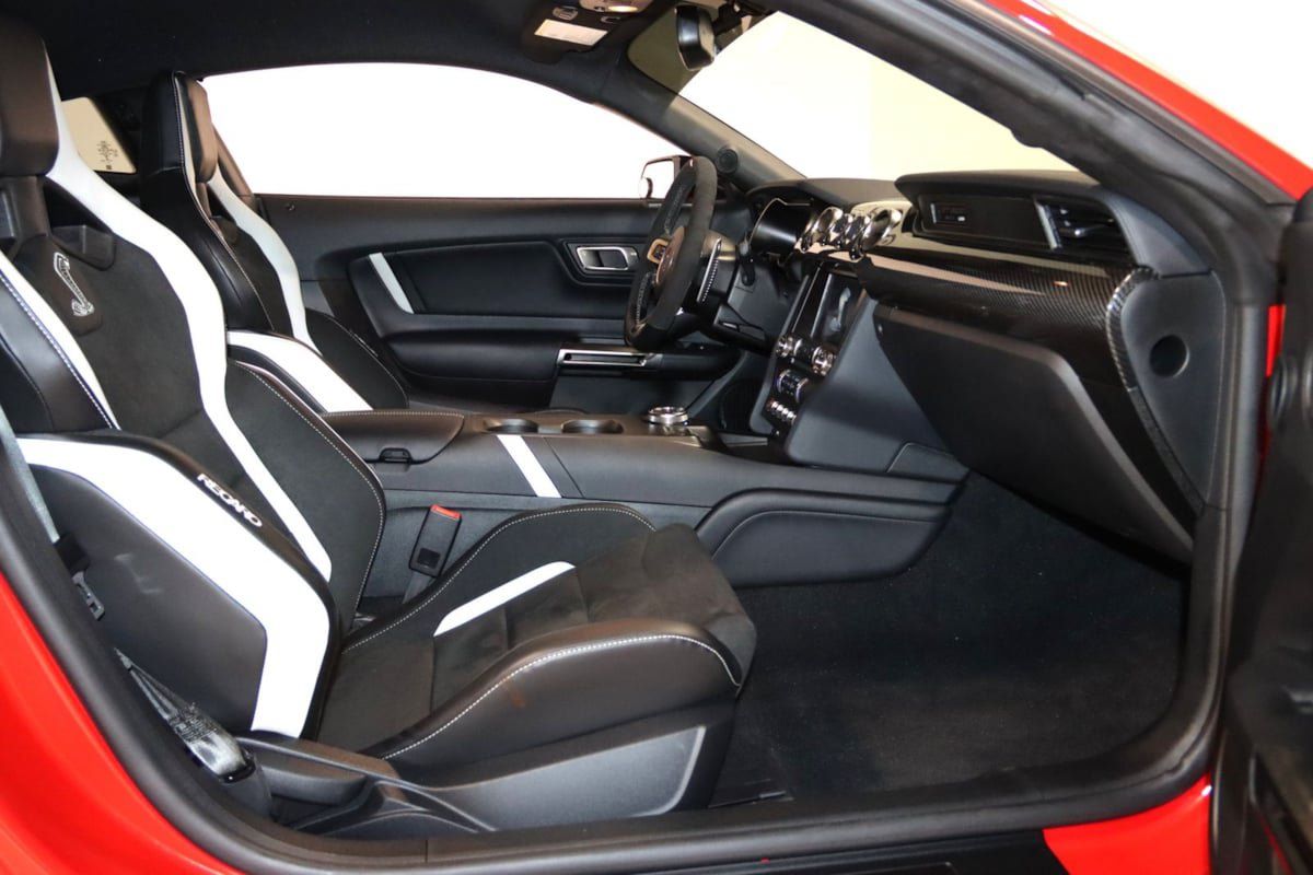 Used 2020 Ford Mustang Shelby GT500 w/ Technology Package RWD image 71