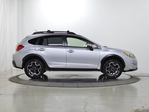 Used 2015 Subaru Crosstrek 2.0i Limited AWD/4WD image 9