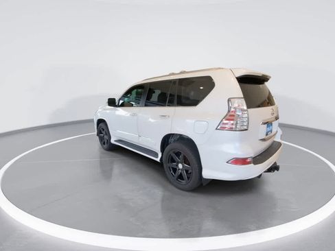 Used 2016 Lexus GX 460 w/ Premium Package AWD/4WD image 6