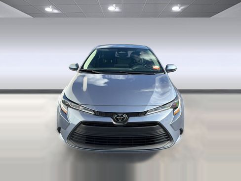 Certified 2025 Toyota Corolla LE FWD image 6