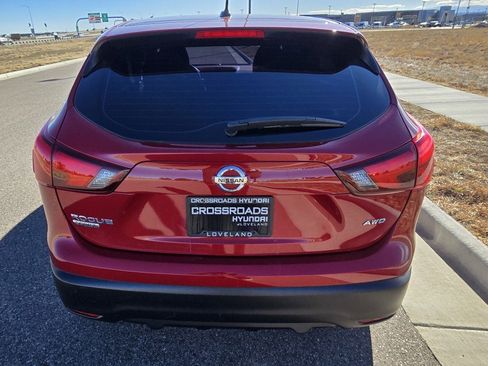 Used 2017 Nissan Rogue Sport S w/ S Appearance Package image 4