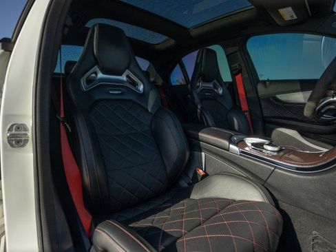 Used 2015 Mercedes-Benz C 63 AMG S image 21