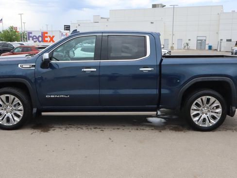 Used 2020 GMC Sierra 1500 Denali w/ Denali Ultimate Package AWD/4WD image 4