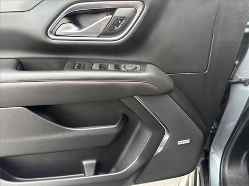 Used 2022 Chevrolet Tahoe RST w/ Luxury Package image 11