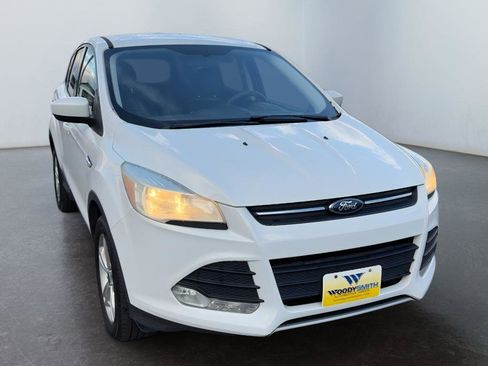 Used 2013 Ford Escape SE w/ Class II Trailer Tow Pkg image 7