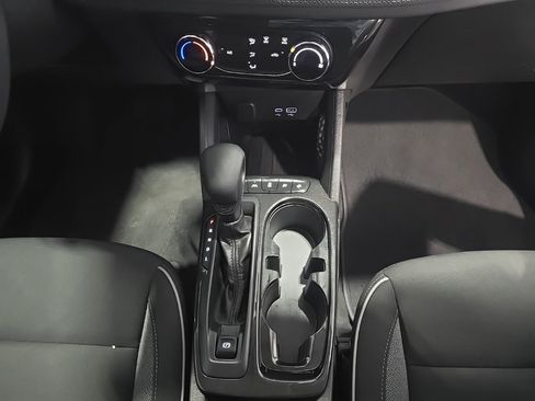 Used 2025 Chevrolet TrailBlazer LT image 28