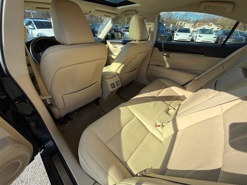 Used 2015 Lexus ES 350 w/ Luxury Package FWD image 14