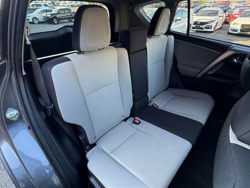 Used 2016 Toyota RAV4 XLE image 15