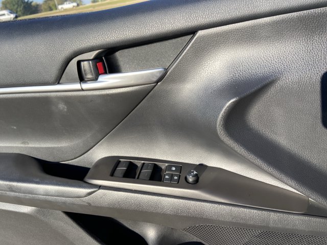 Used 2023 Toyota Camry SE FWD image 45