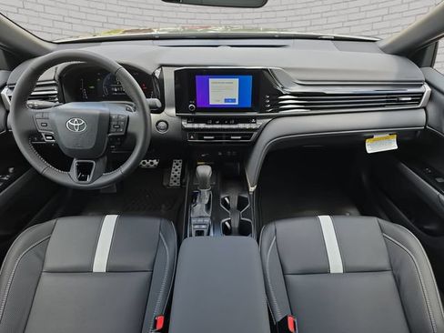 New 2026 Toyota Camry SE FWD image 9
