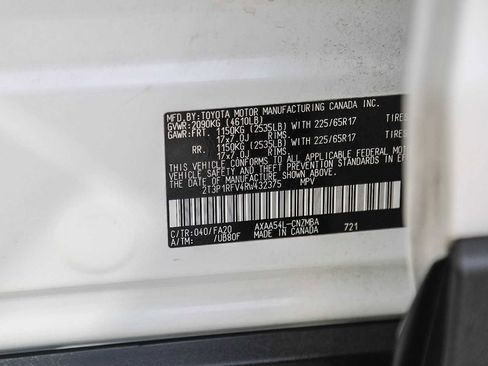 Certified 2024 Toyota RAV4 XLE image 28