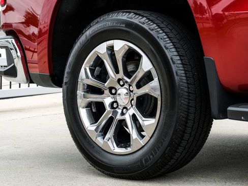 Used 2022 Chevrolet Silverado 1500 LTZ w/ LTZ Premium Package AWD/4WD image 60