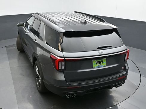 New 2026 Ford Explorer ST image 39