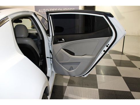 Used 2015 Kia Optima EX w/ EX Premium Package image 24